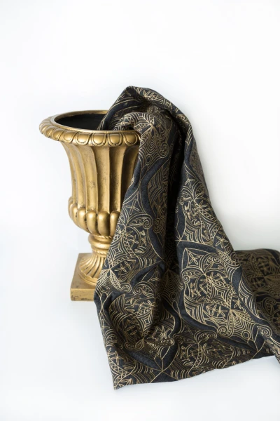 3811-05 Coronation - Whiskey Black Hero Image